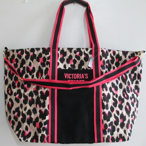 Victoria's Secret Handbags - NWT VICTORIA'S SECRET Leopard Weekender Tote Bag